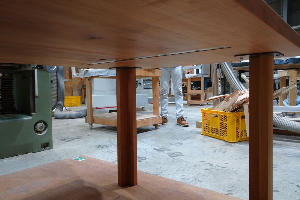 木工　木工旋盤　教室　ツバキラボ　DIY　テーブル