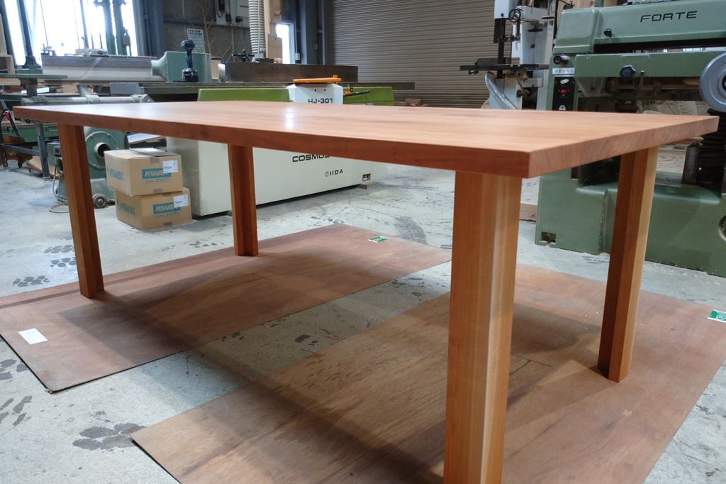 木工　木工旋盤　教室　ツバキラボ　DIY　テーブル