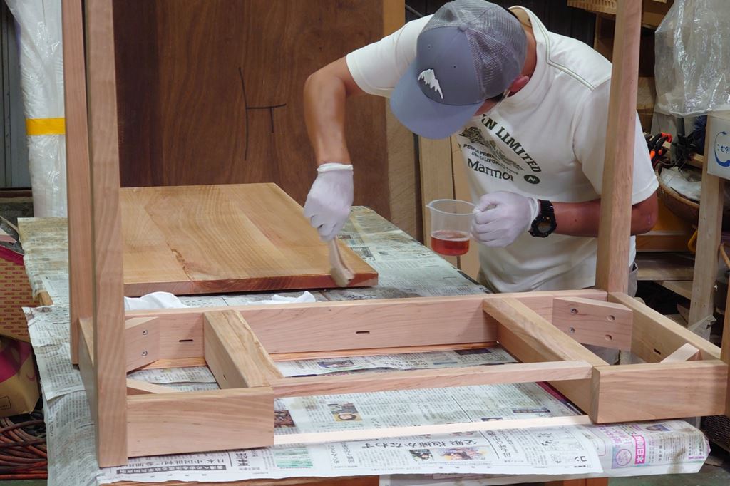 木工　木工旋盤　教室　ツバキラボ　DIY　デスク