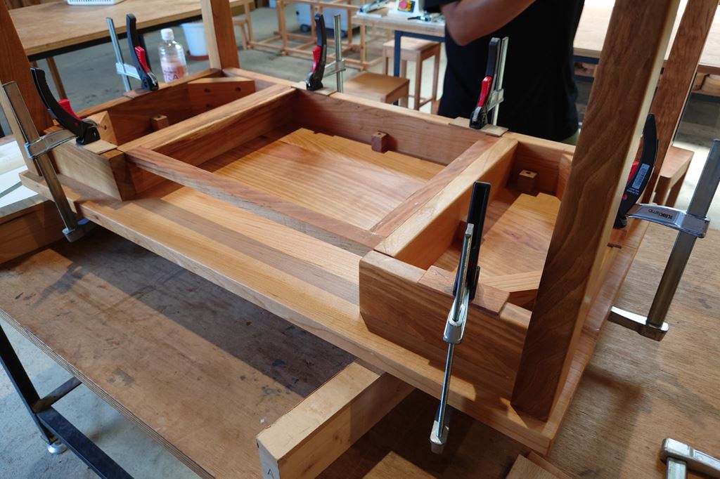木工　木工旋盤　教室　ツバキラボ　DIY　デスク