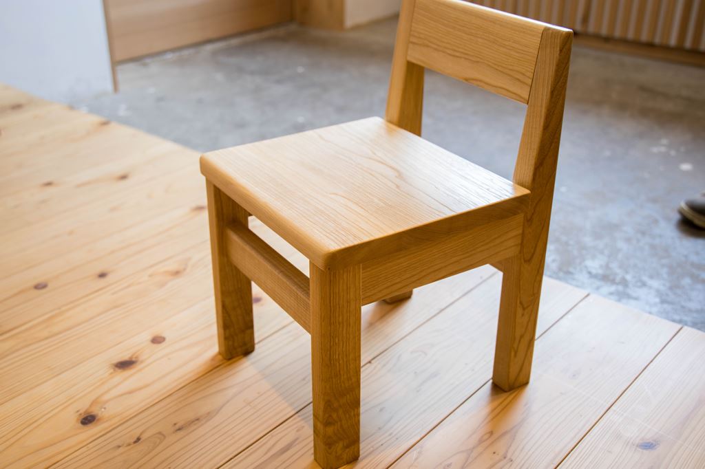 木工　木工旋盤　教室　ツバキラボ　DIY 子ども椅子 キッズチェア