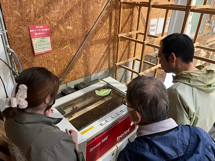 レーザー加工機 木工 シェア工房 ツバキラボ